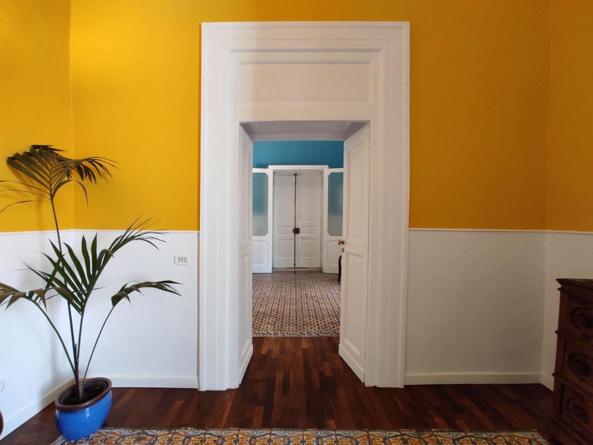 B&B Palazzo Mirelli Napoli Eksteriør bilde