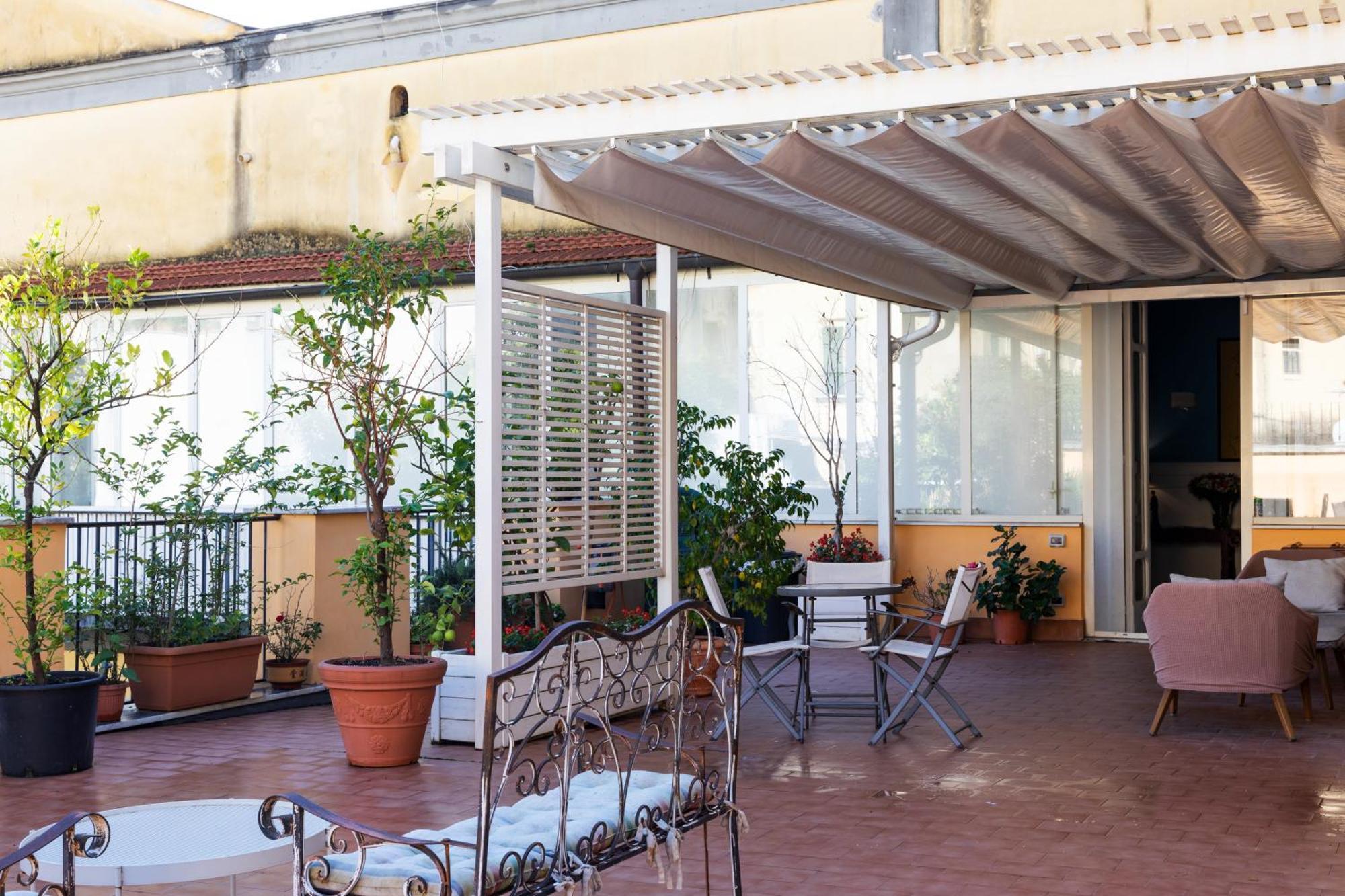 B&B Palazzo Mirelli Napoli Eksteriør bilde