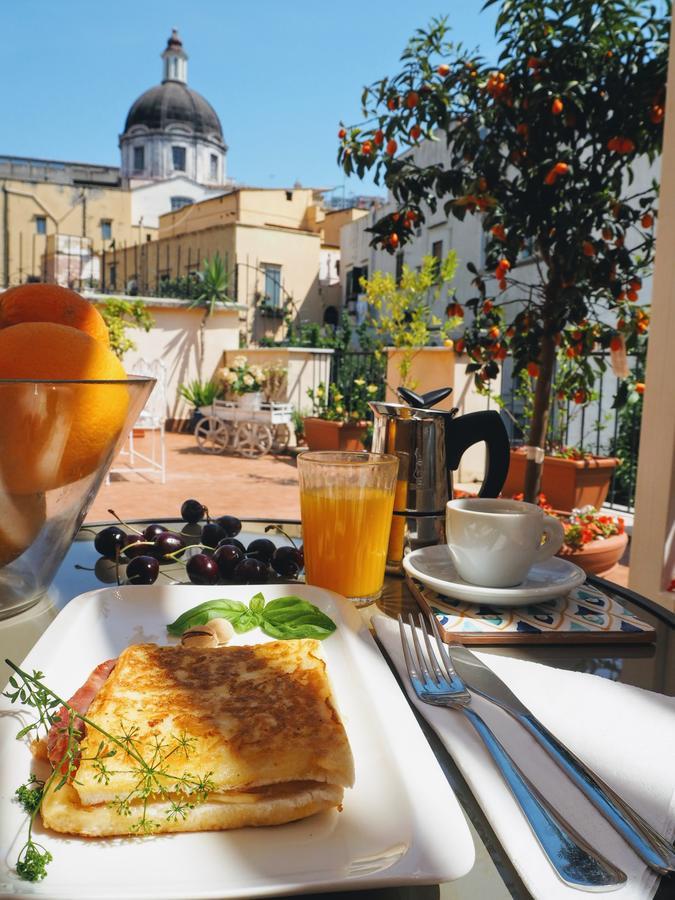 B&B Palazzo Mirelli Napoli Eksteriør bilde