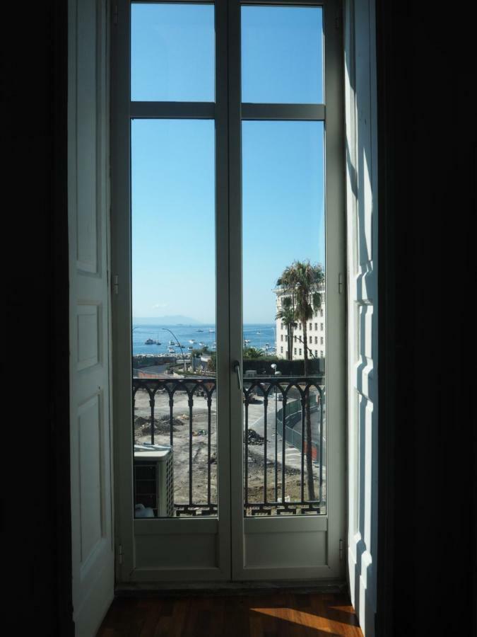 B&B Palazzo Mirelli Napoli Eksteriør bilde